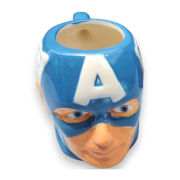 Marvel Captain America Molded Ceramic Mug 6oz Disney 2016 Surreal Ent NIB Small - Picture 2 of 8